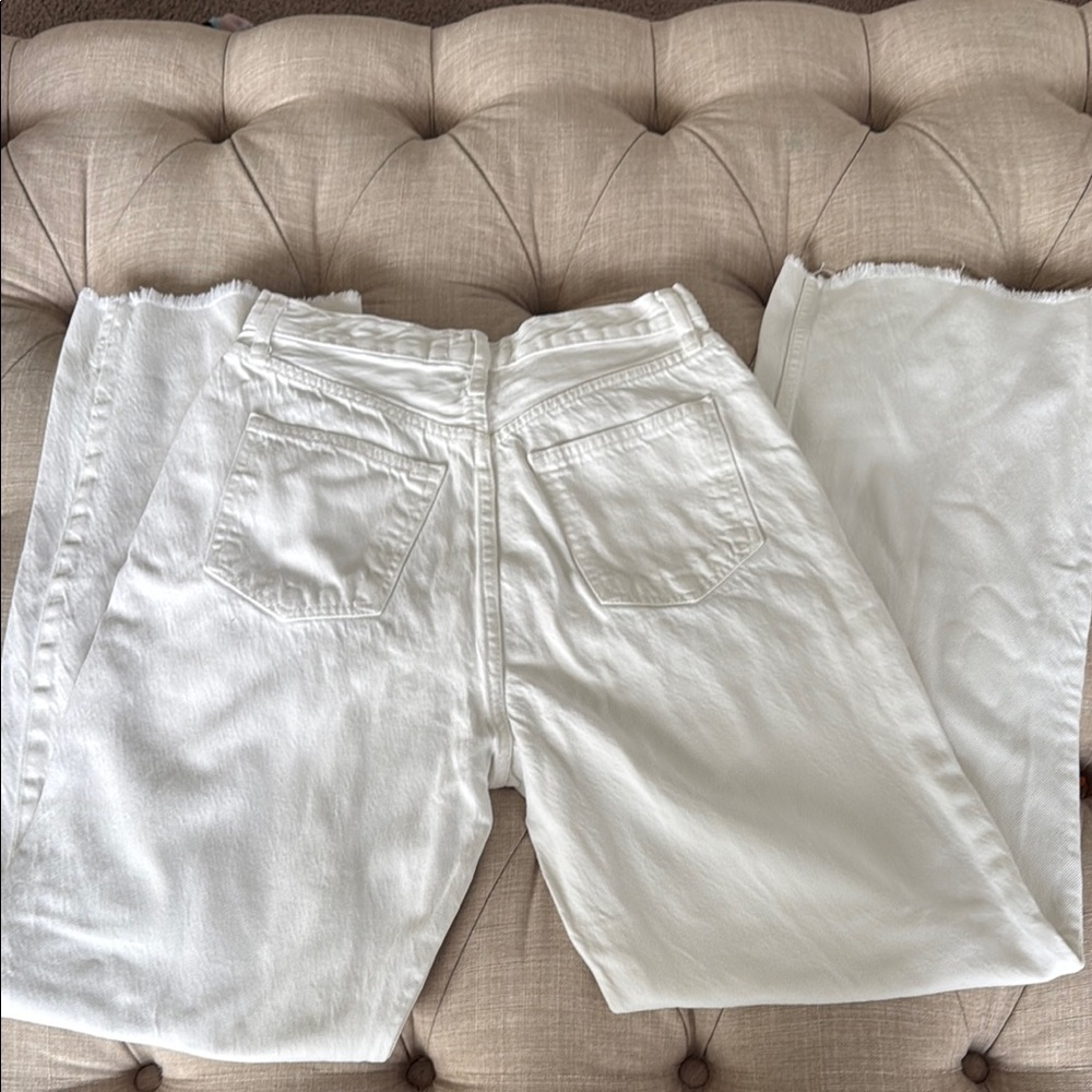 Sara White jeans - Picture 7 of 8